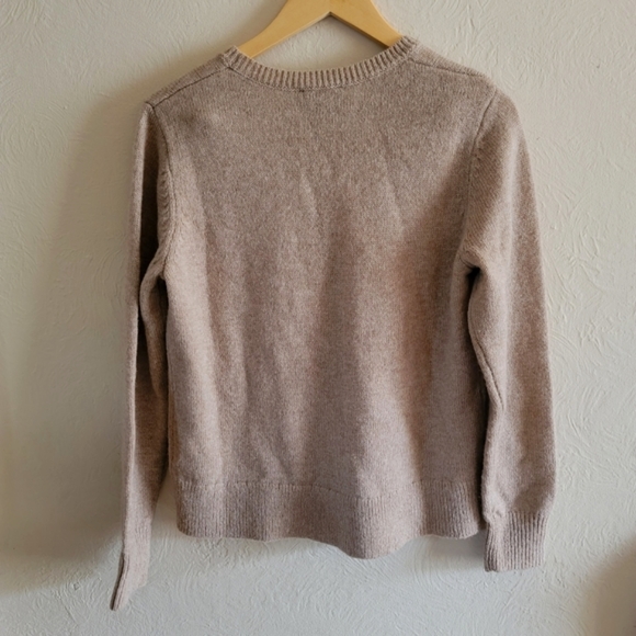 Pendleton, Women's Shetland Collection Crewneck,‎ Tan, Size Medium - Picture 2 of 4